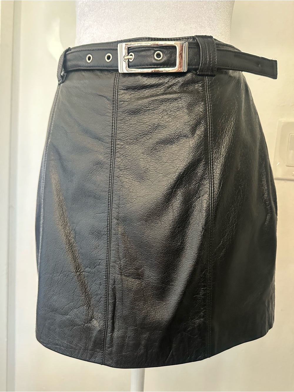 NWT Wilsons Leather Vintage Black Leather Belted Mini Skirt Sz 6
